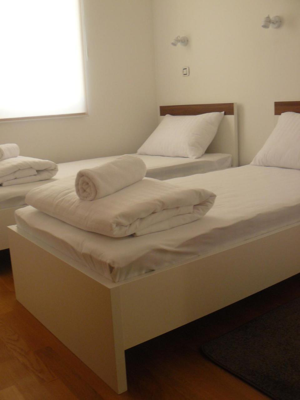 My Nest Accommodation Привлака Экстерьер фото